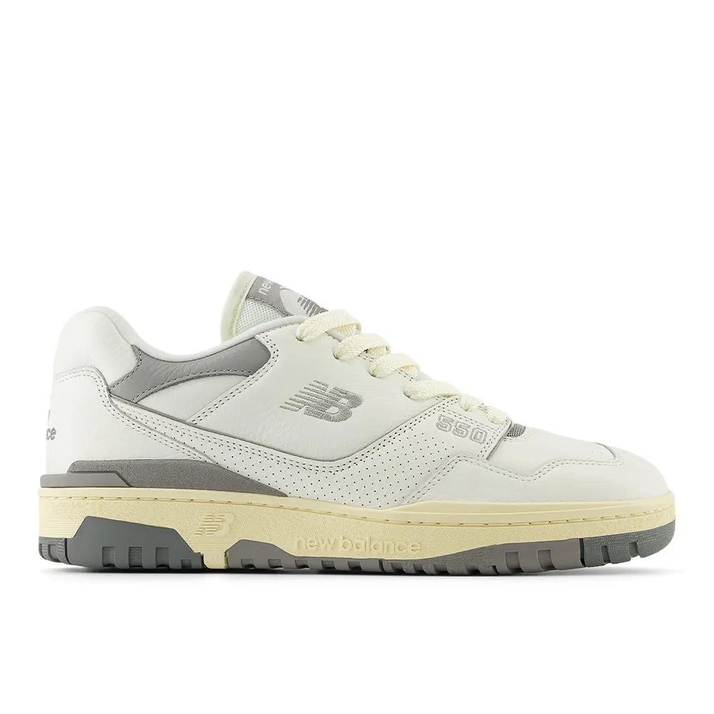 Moisture-Block New Balance 550 OG