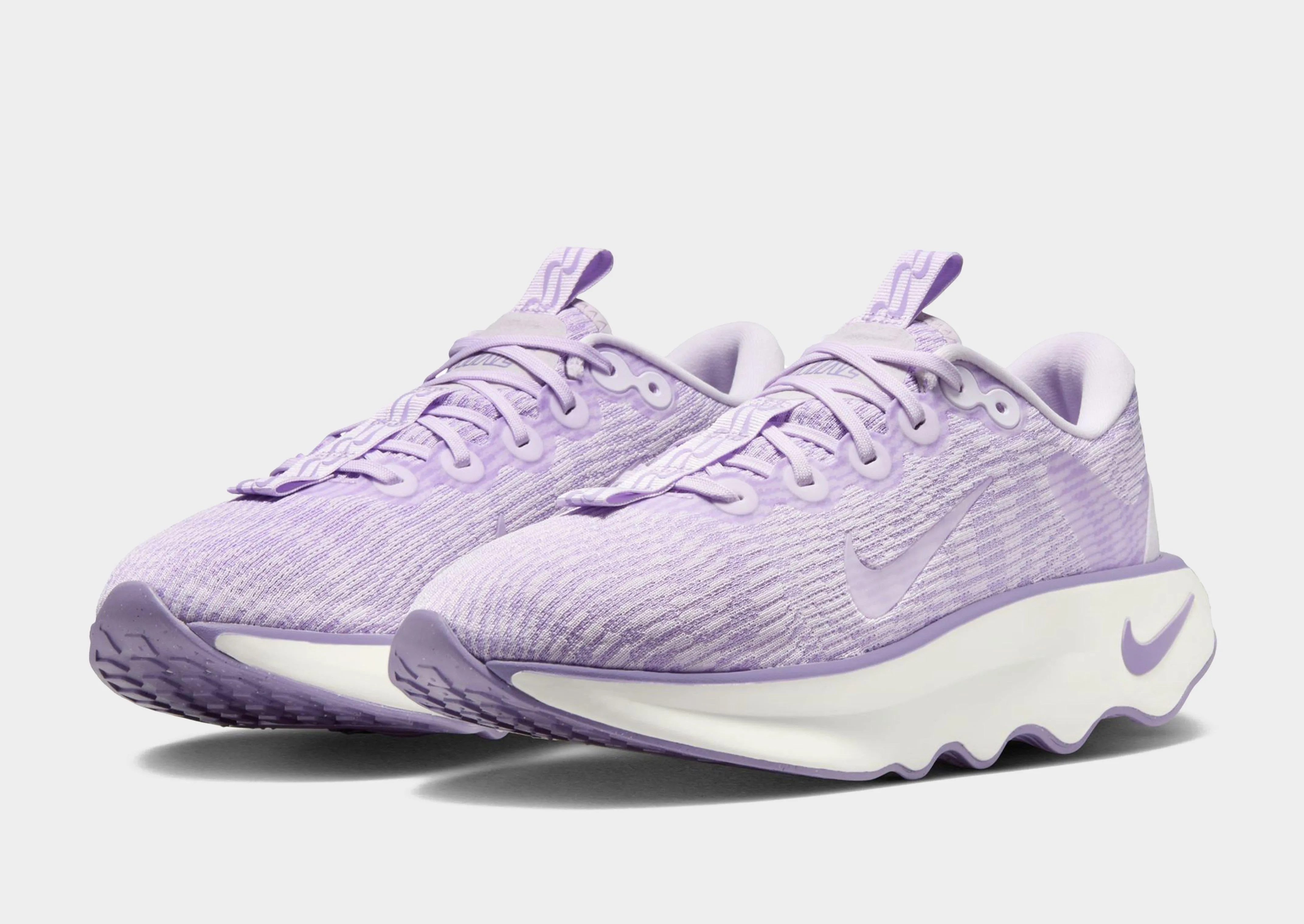 Motiva Women's Breathable Upper