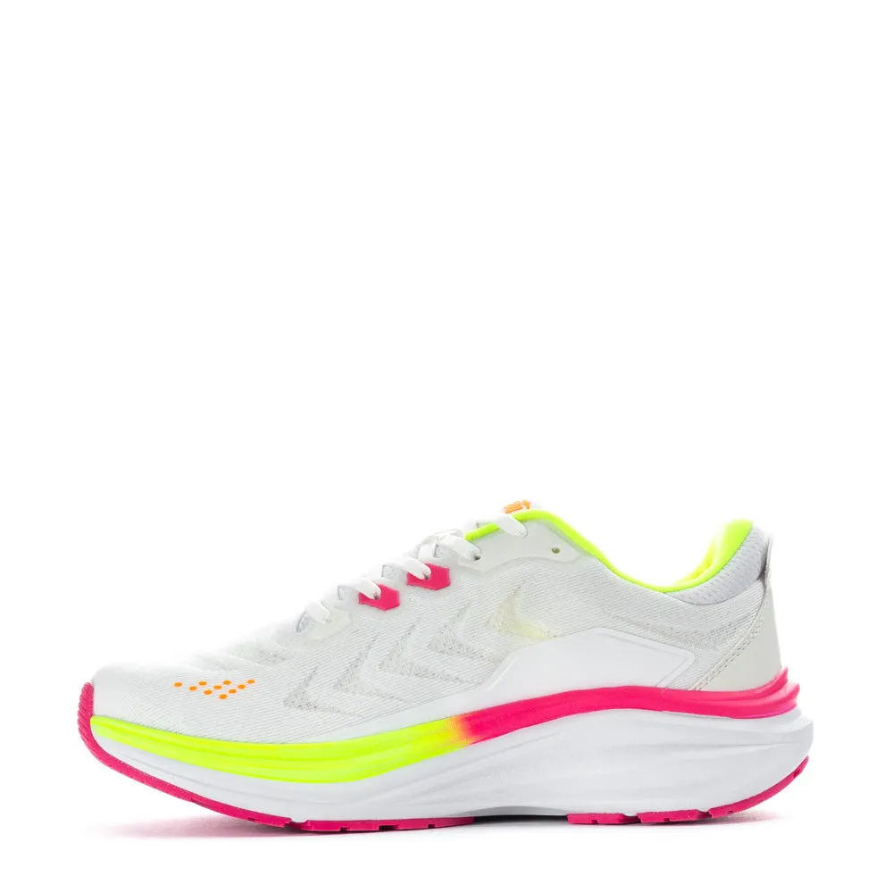 Move Wide- Womens Lightweight Step