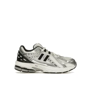 running shoes for competitive female runners color - grey New Balance 1906R Silver Metallic Black