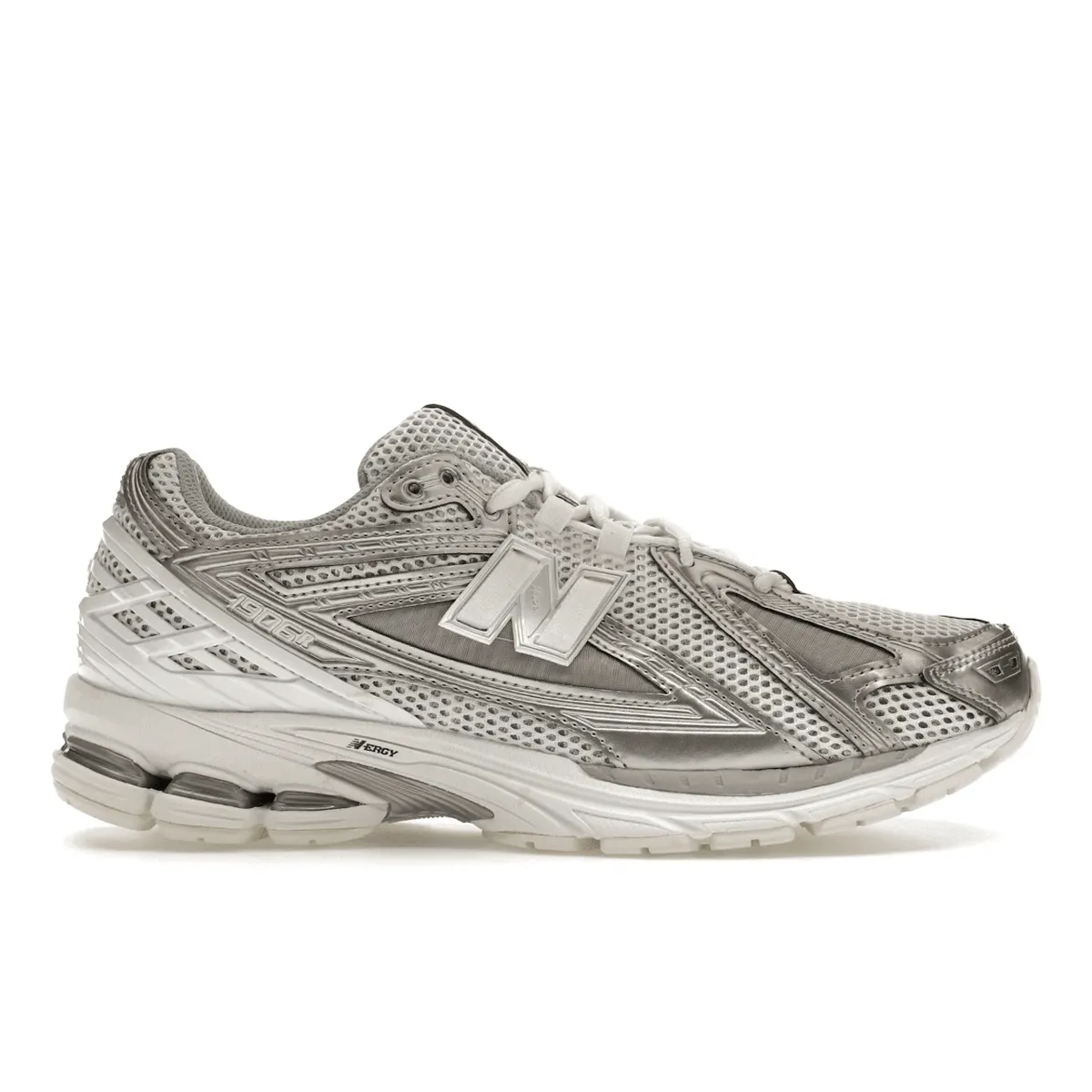 New Balance 1906R Urbancore Silver Modern Look