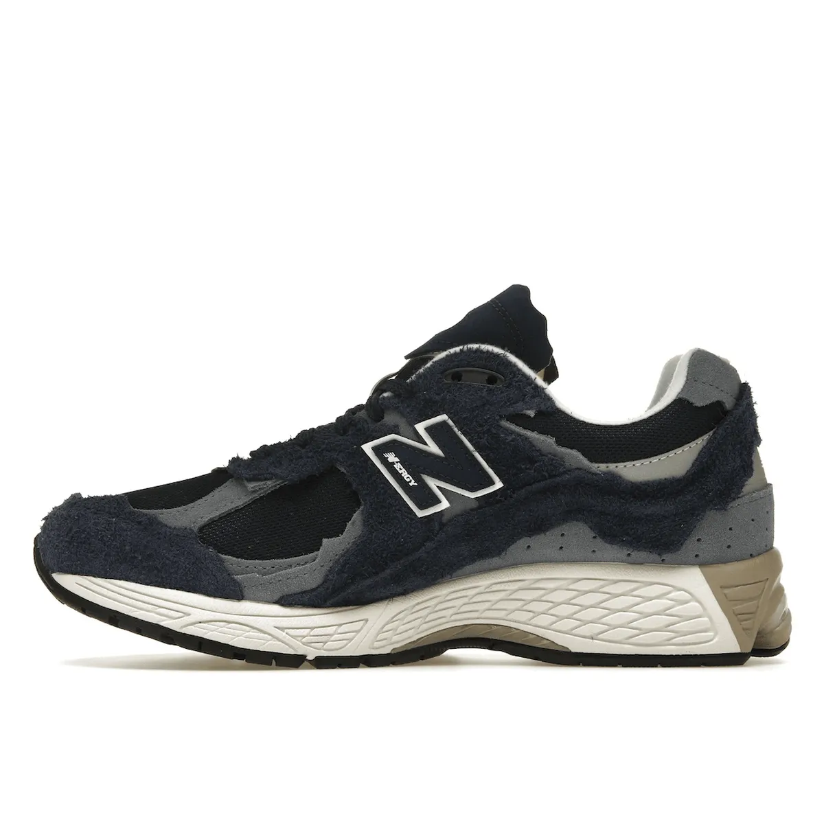 New Balance 2002R Protection Pack Navy Grey Perfect Comfort