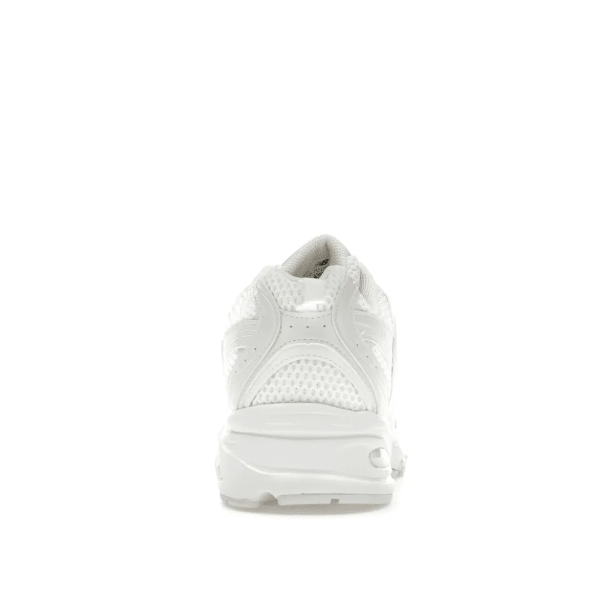 New Balance 530 Triple White Chic Elegance