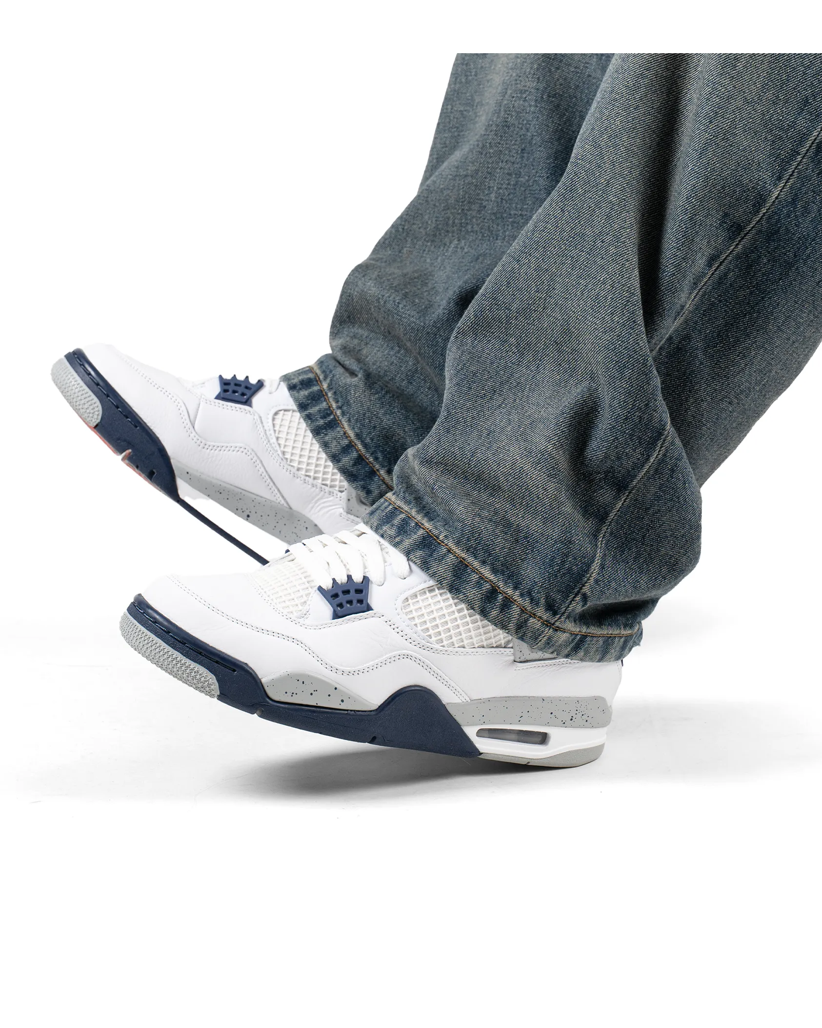 Nike Air Jordan 4 Retro Midnight Navy Retro-inspired support