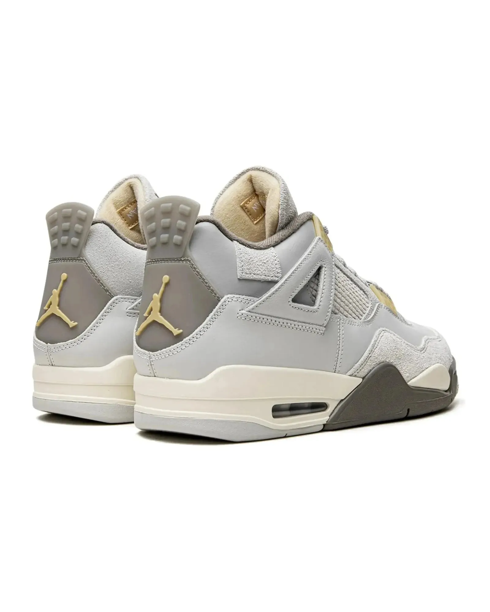 Nike Air Jordan 4 Retro SE Craft Photon Dust Distinctive cushioning