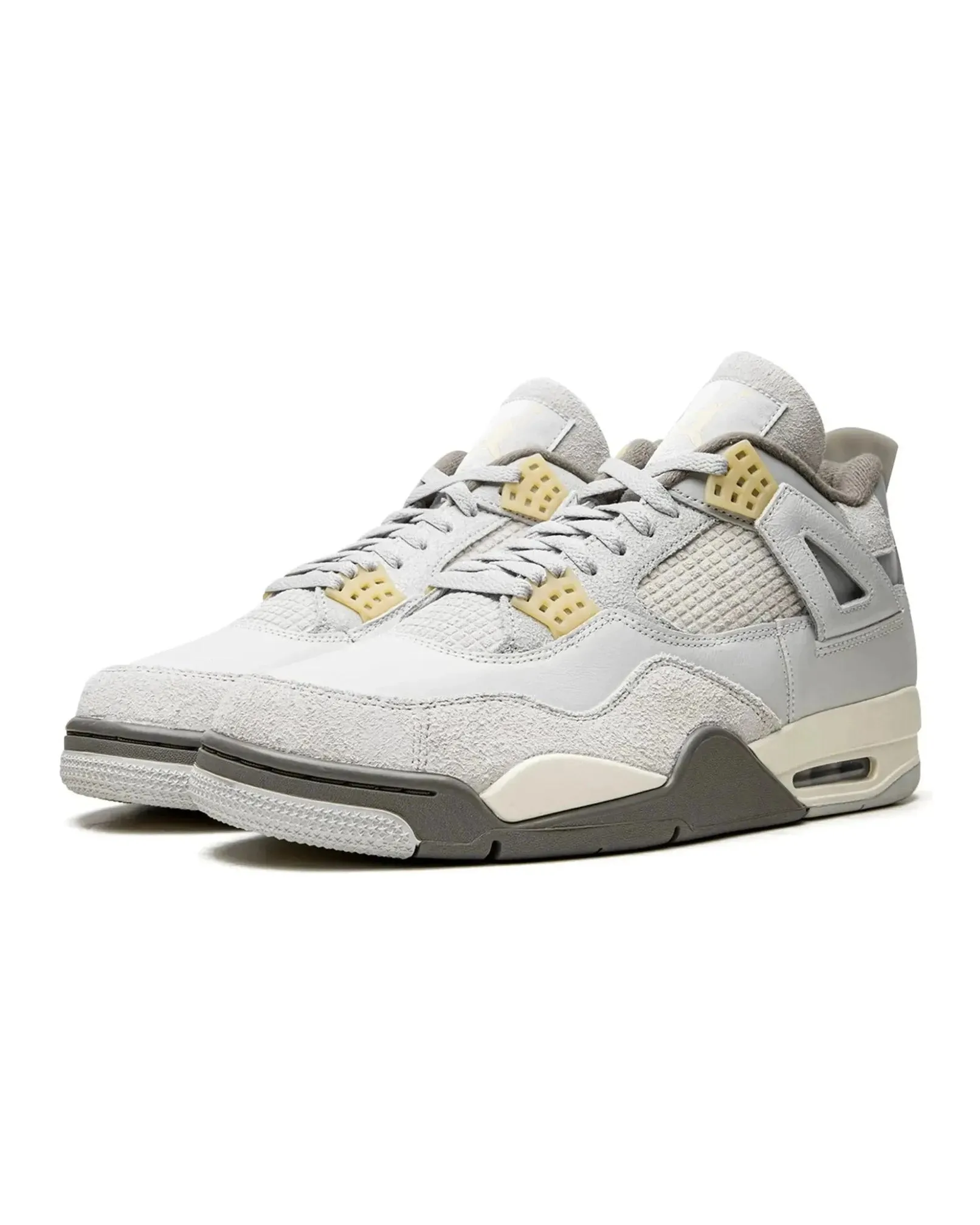 Nike Air Jordan 4 Retro SE Craft Photon Dust Distinctive cushioning