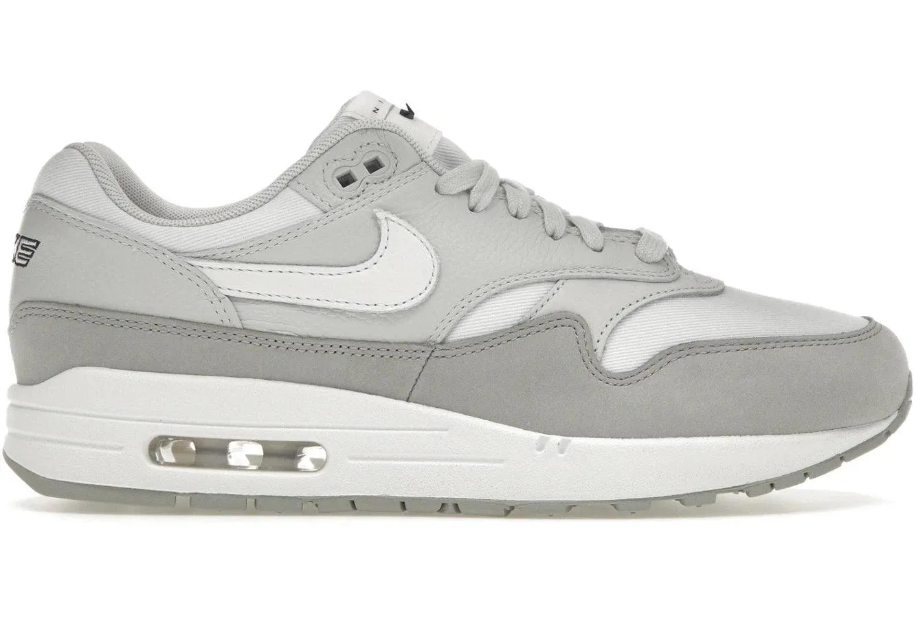 Lace-up Upgradeable Nike Air Max 1 '87 LX Light Smoke Grey