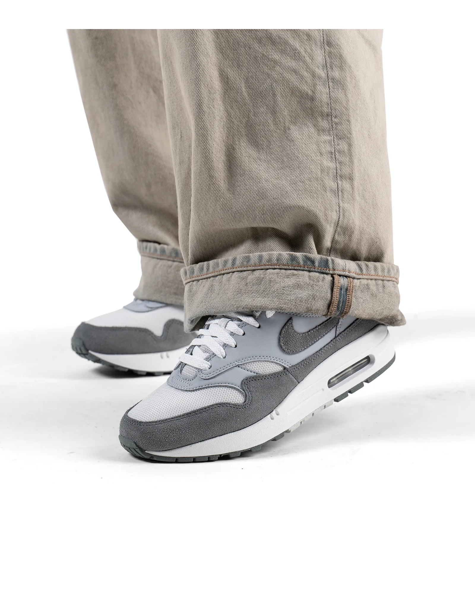 Nike Air Max 1 '87 Photon Dust Wolf Grey Comfortable Insole