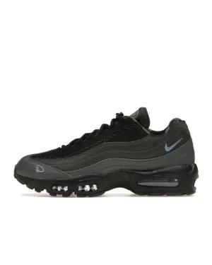 Nike Air Max 95 SP Corteiz Aegean Storm running as a hobby windy