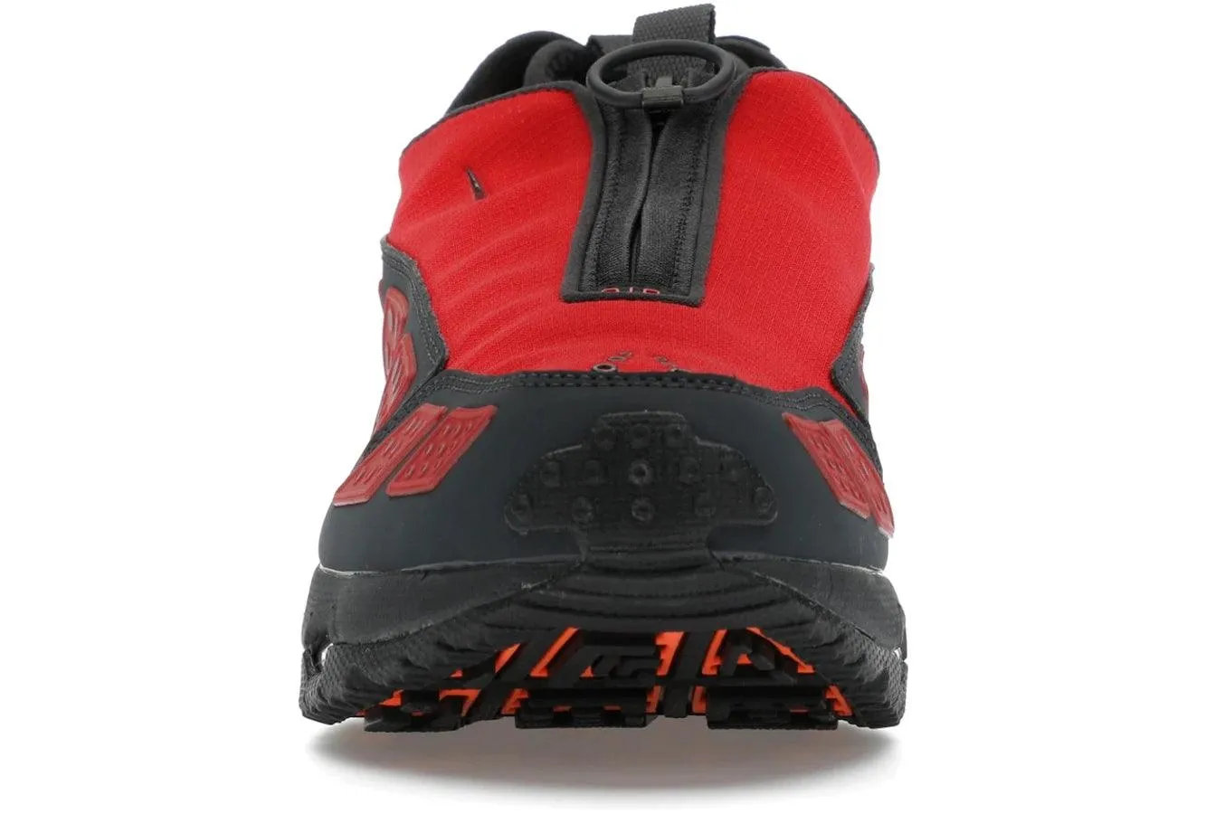 Nike Air Max Sunder Gore-Tex Hyper Crimson Visibility boost