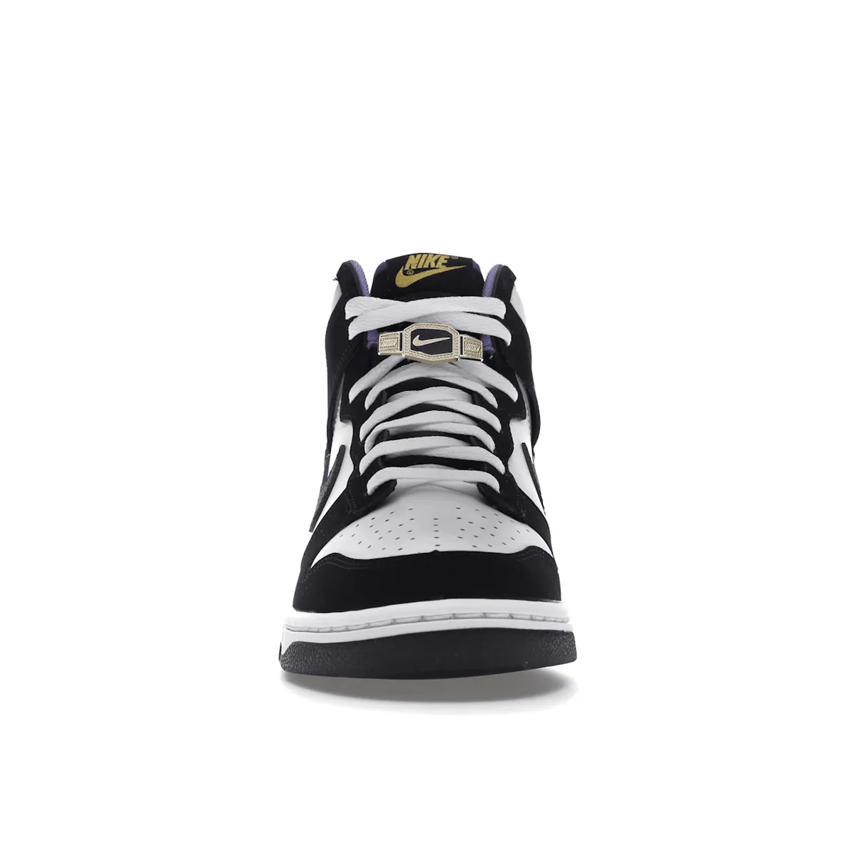 Nike Dunk High SE World Champs Trendy Look