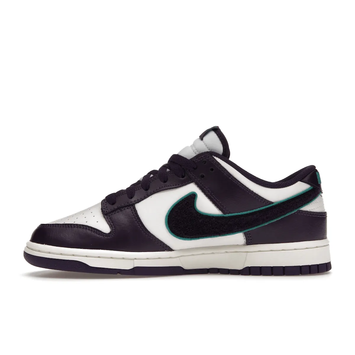 Nike Dunk Low Chenille Swoosh Sail Grand Purple Durable Wear