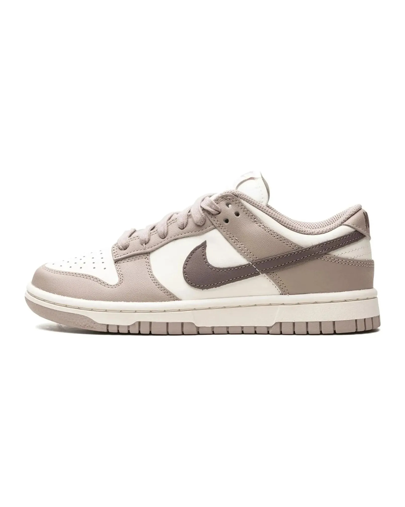 Galaxy Step Nike Dunk Low Diffused Taupe