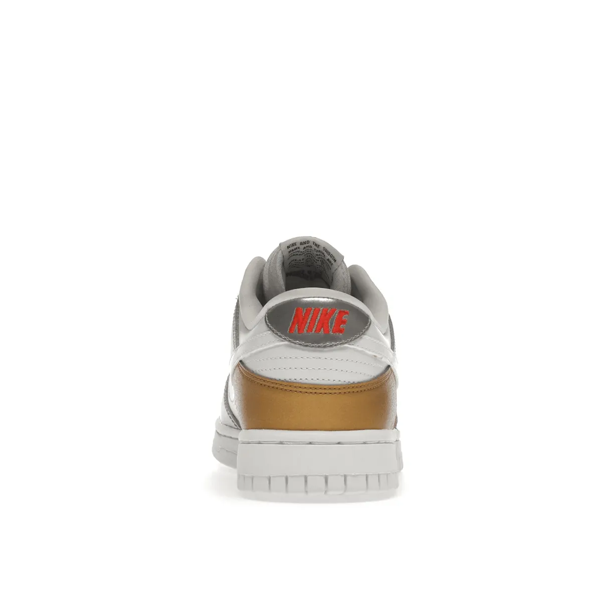 Nike Dunk Low Heirloom Easy Step Glide Move