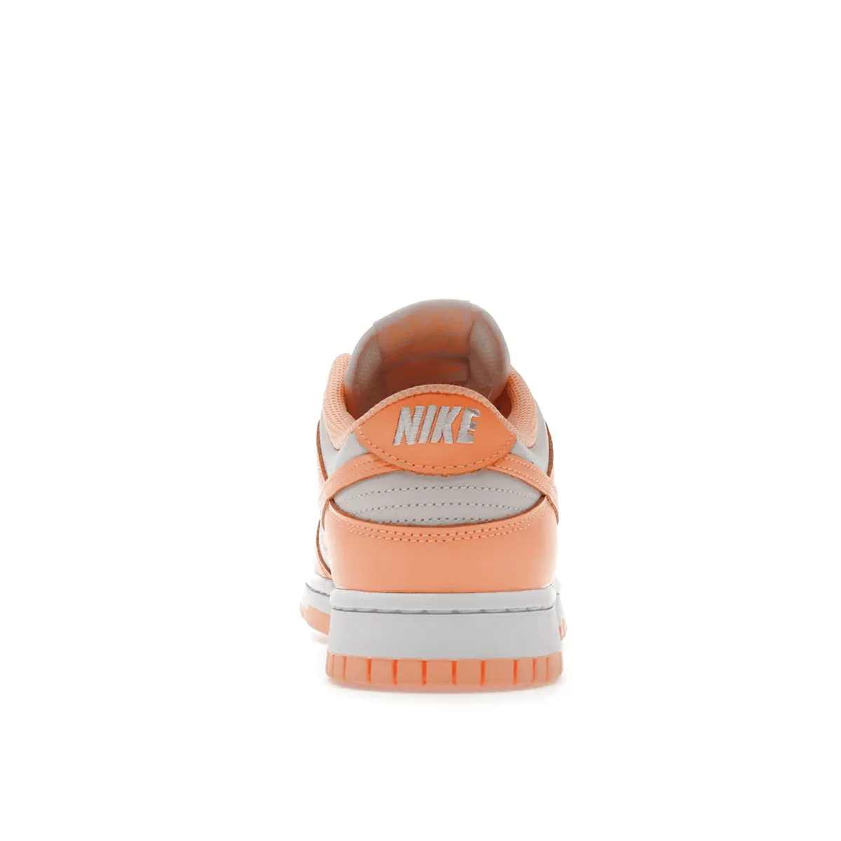 Nike Dunk Low Peach Cream Bold Flow