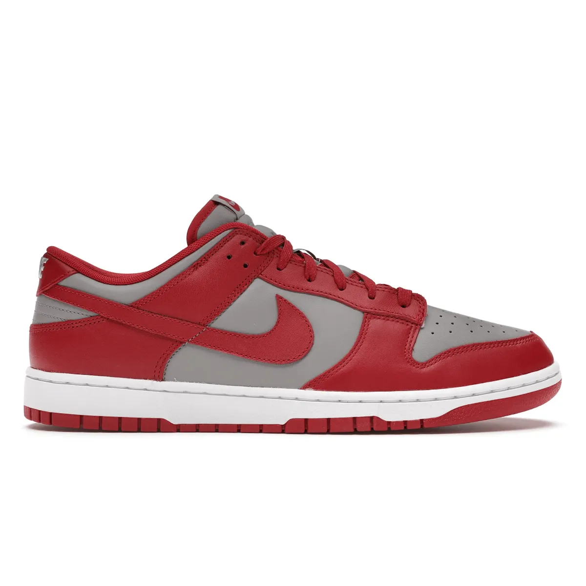 Route Trek soft feel Nike Dunk Low Retro Medium Grey Varsity Red UNLV