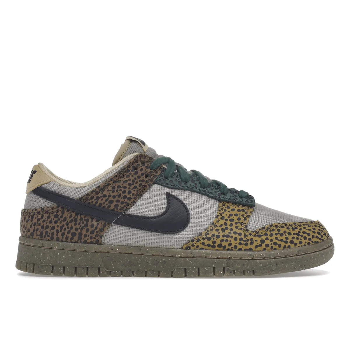 Hike Club Camp Step Nike Dunk Low Safari Golden Moss