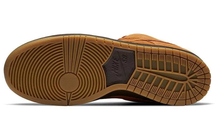 Nike Dunk Low SB Wheat Everyday Chic