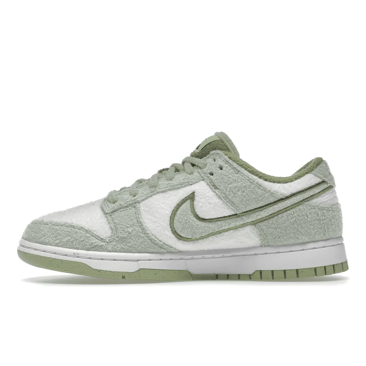 Nike Dunk Low SE Fleece Pack Honeydew Stylish Fit