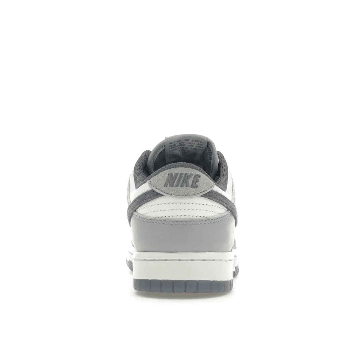 Nike Dunk Low SE Light Carbon Classic Appeal Fit