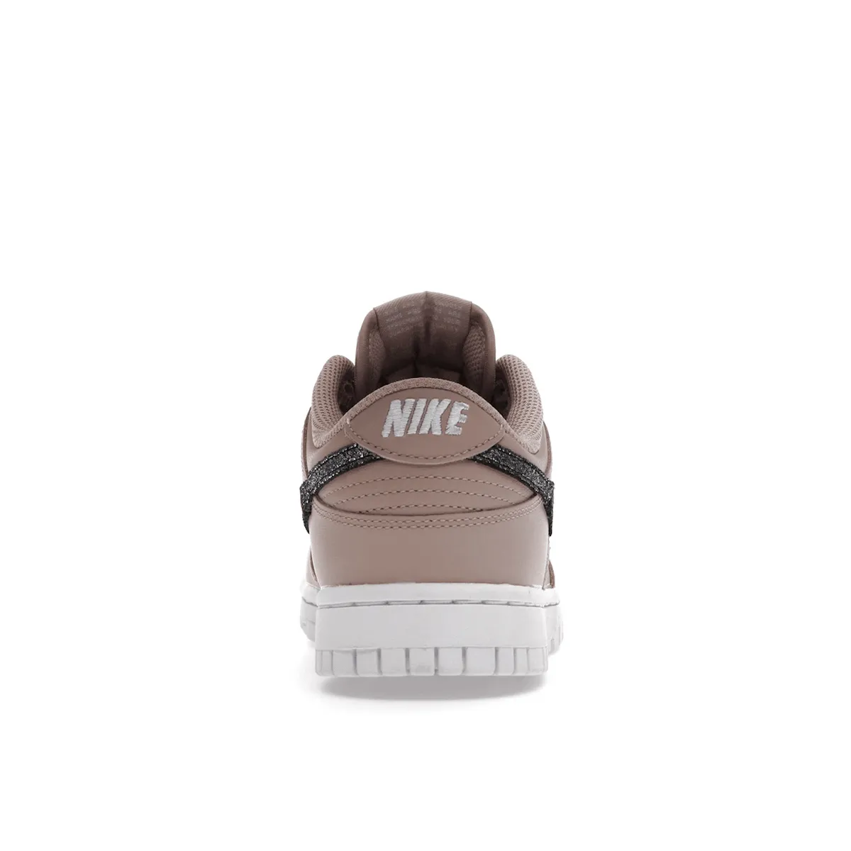 Nike Dunk Low SE Primal Pink Soft Walking