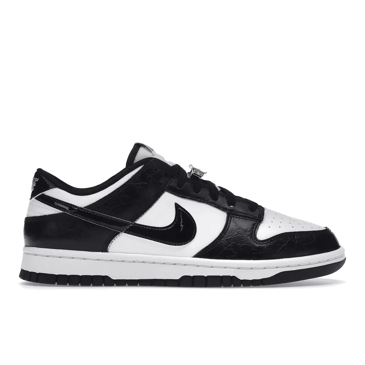 Nike Dunk Low SE World Champs Black White Versatile Style
