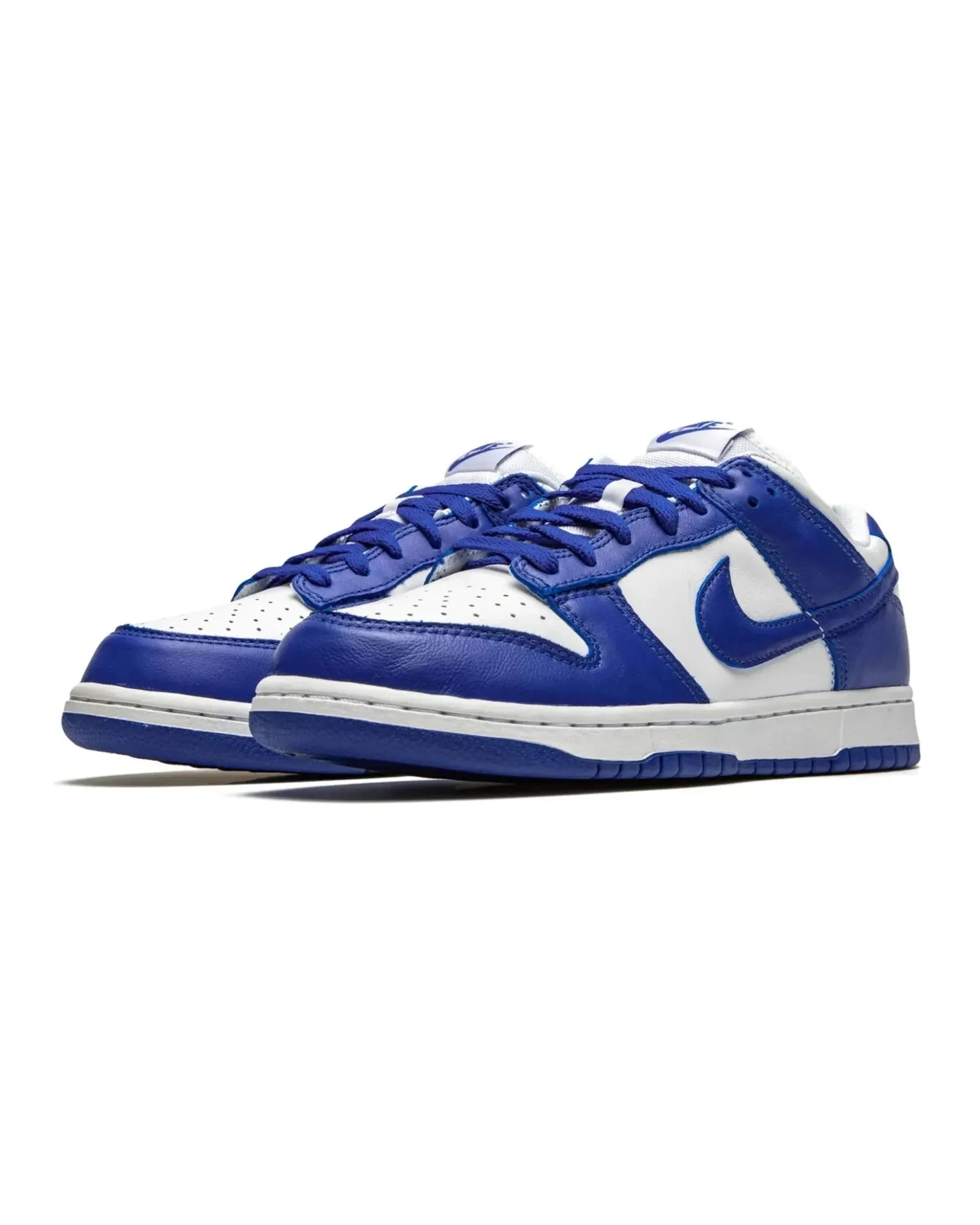Nike Dunk Low SP Kentucky Modern Walk-In