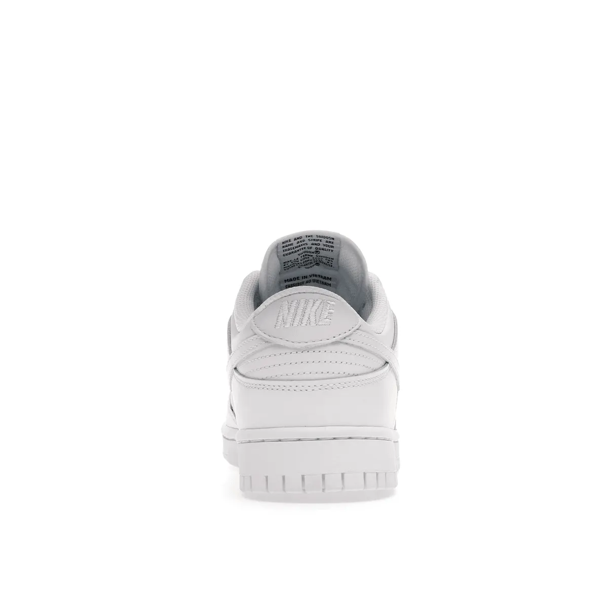 Nike Dunk Low Triple White Flexible soleplate