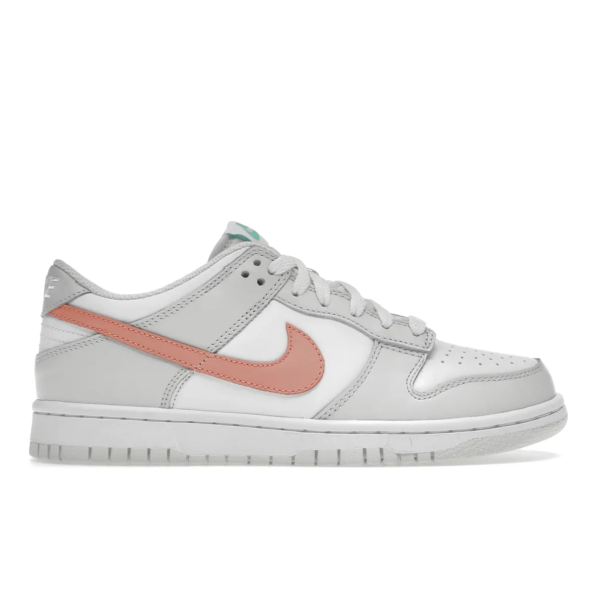 Nike Dunk Low Tropical Twist Travel Step Move Glide