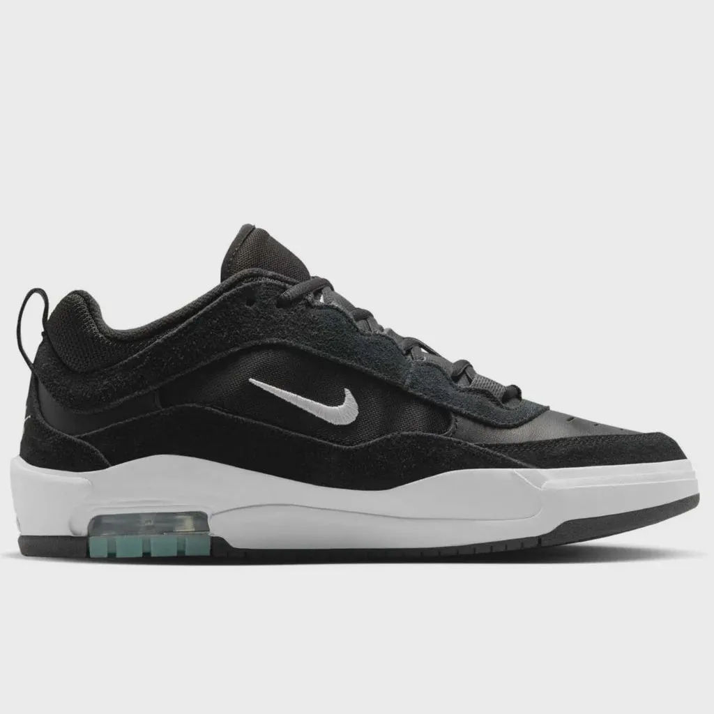 Nike SB Air Max Ishod Shoe - Black/White/Black Neutral Fit