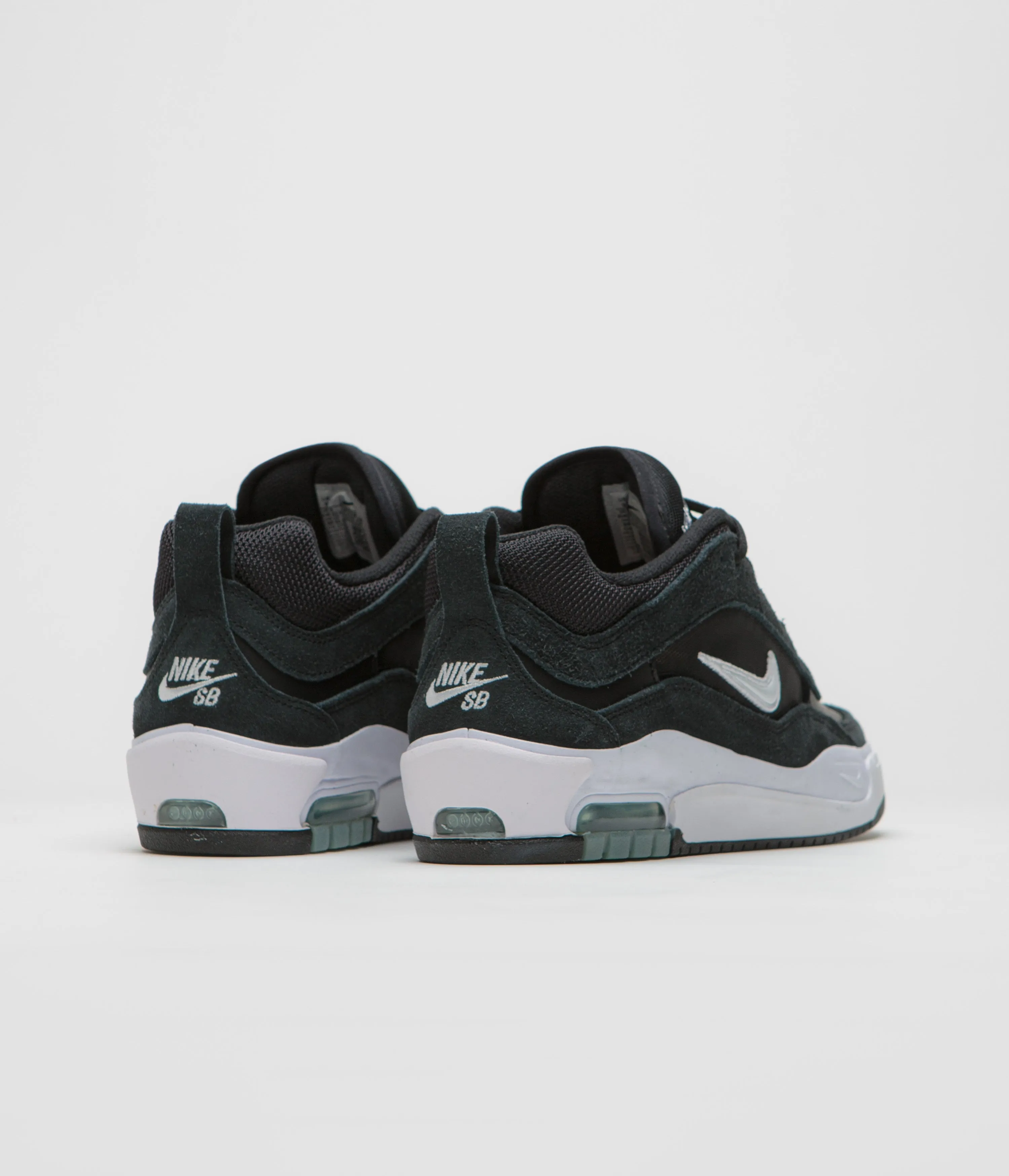 Nike SB Air Max Ishod Shoes in Black and White and Black - Black