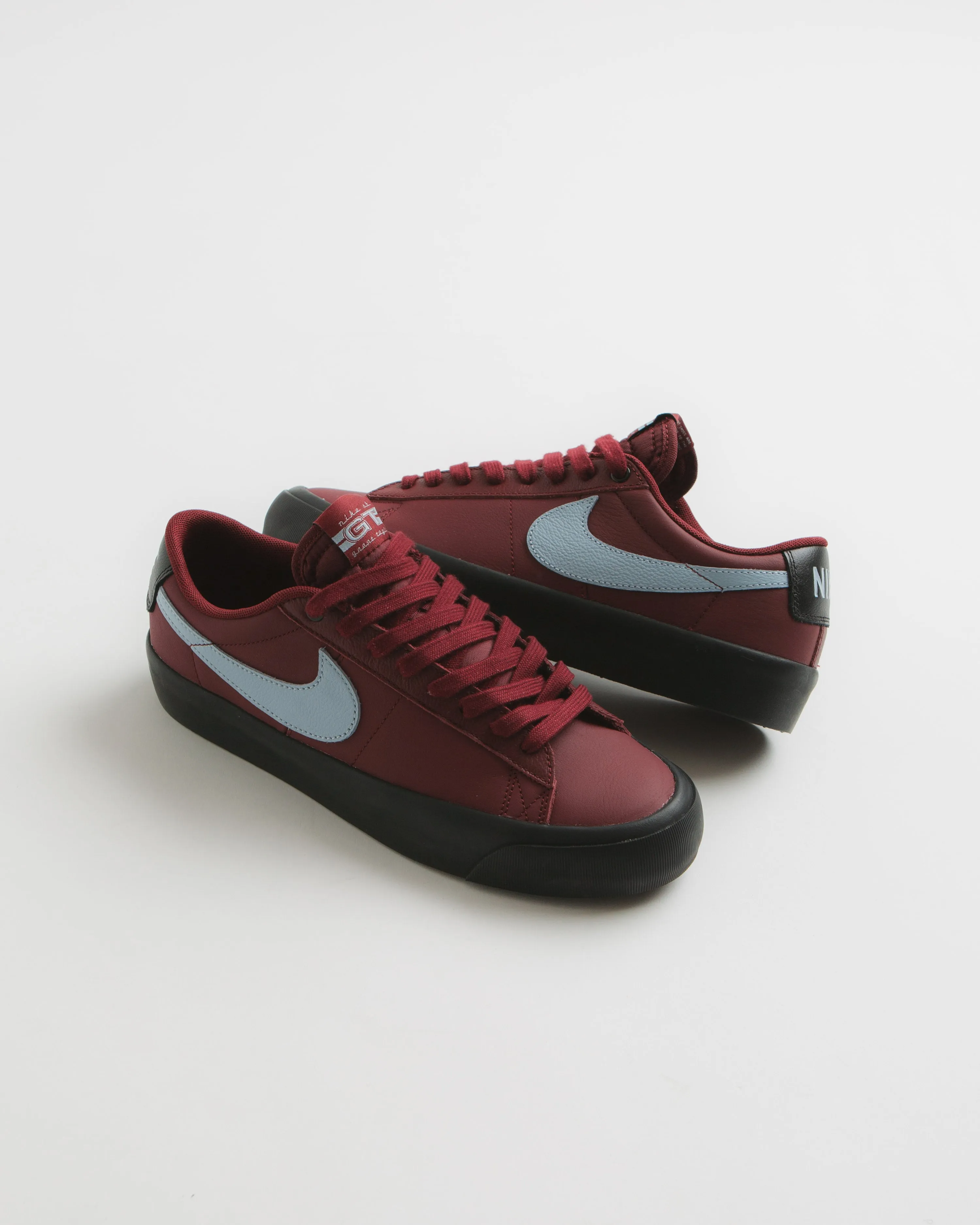 Nike SB Blazer Low Pro GT Shoes in Dark Team Red and Light Armory Blue