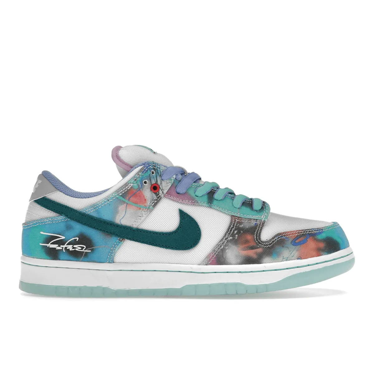 Nike SB Dunk Low Futura Laboratories Bleached Aqua Stretch Hike