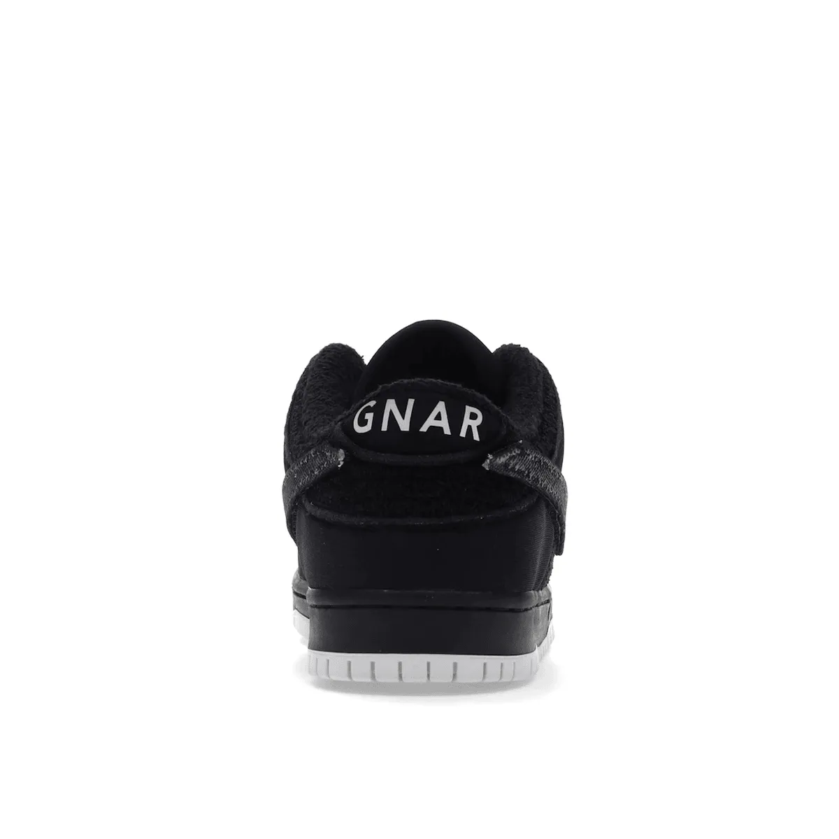 Nike SB Dunk Low Gnarhunters All-Purpose Step