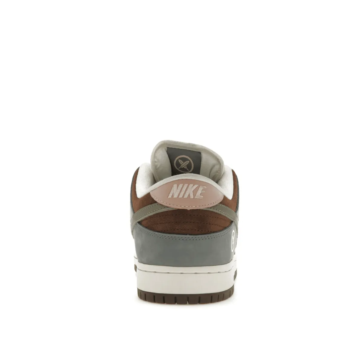 Nike SB Dunk Low Yuto Horigome Urban Quick Step