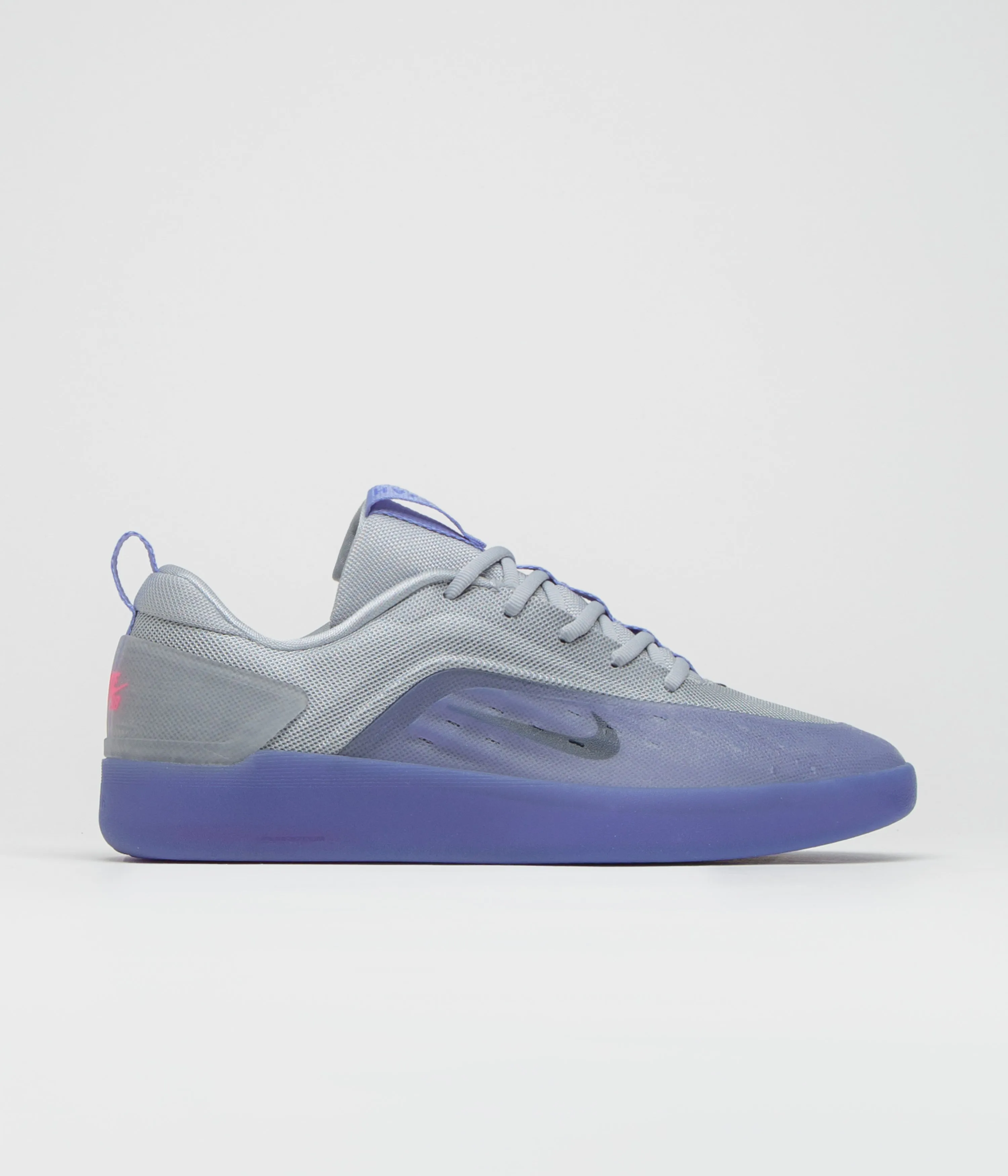 Nike SB Nyjah 4 Shoes in Light Thistle and Black and Light Thistle