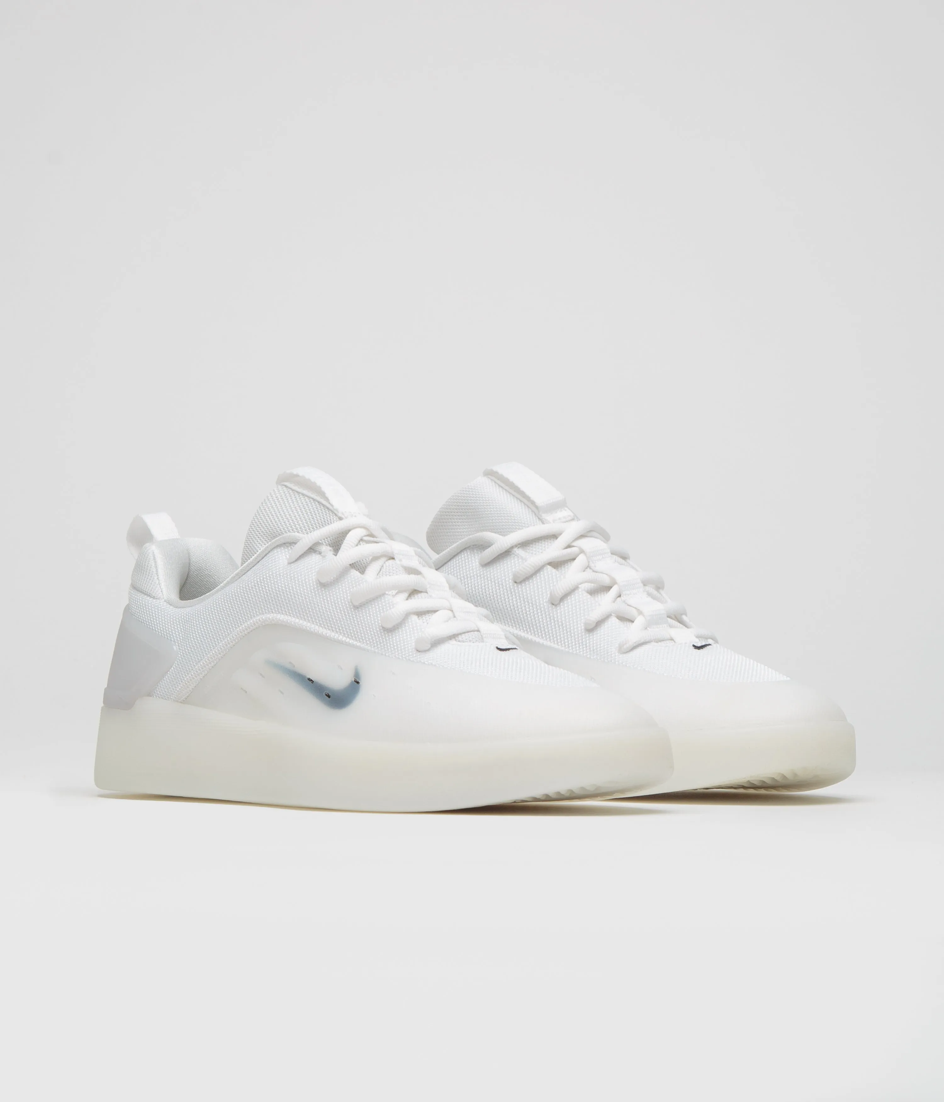 Nike SB Nyjah 4 Shoes in White and Black and White - Black