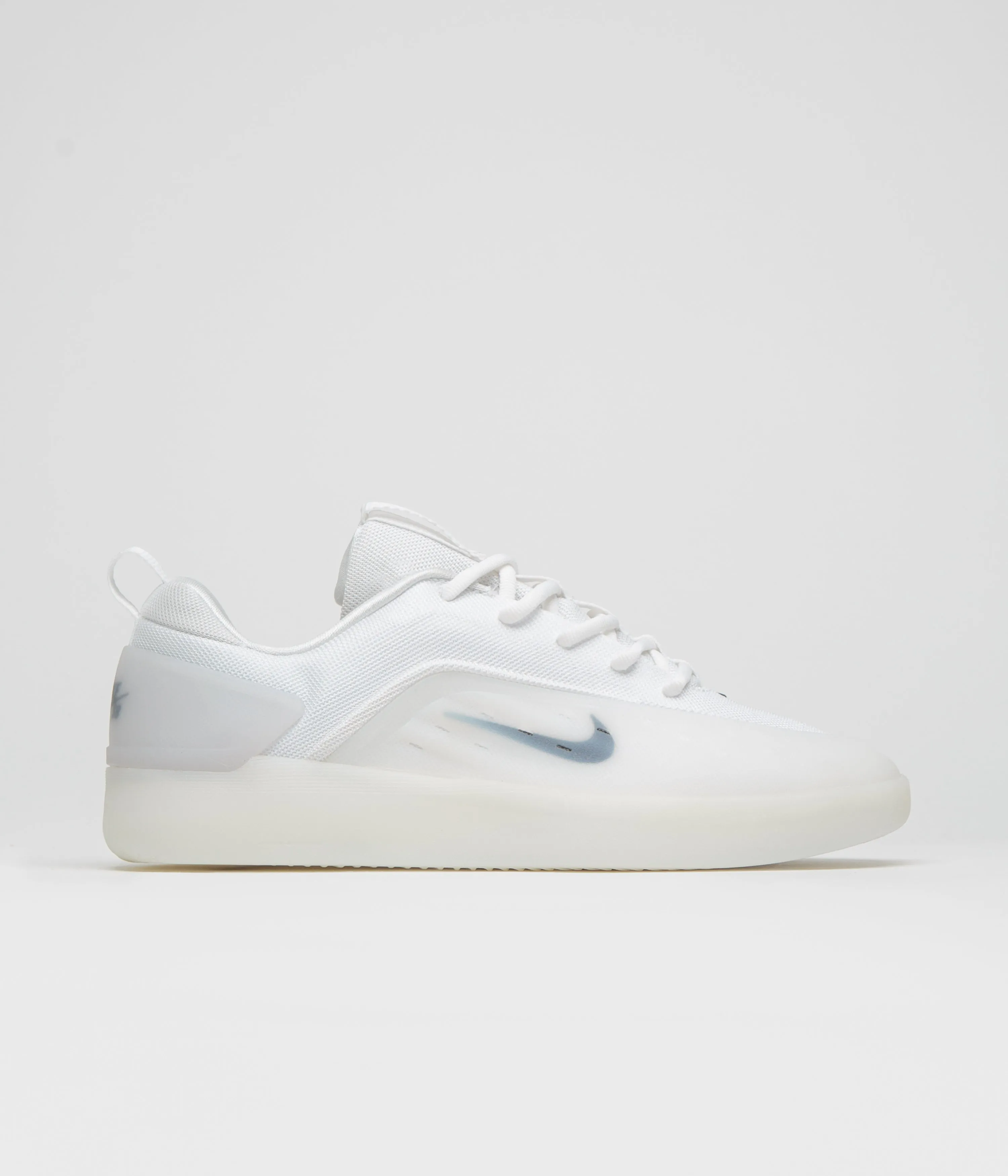 Nike SB Nyjah 4 Shoes in White and Black and White - Black
