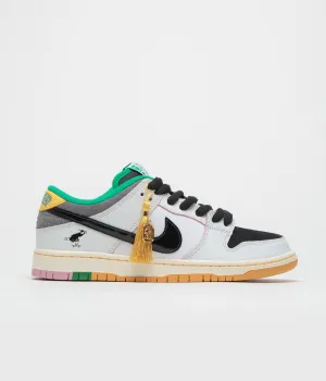 Nike SB x CSEF Dunk Low Pro Shoes in Summit White and Black and White - Iron Grey