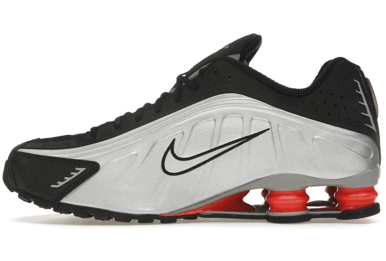 Nike Shox R4 Black Metallic Silver Adaptable Fit