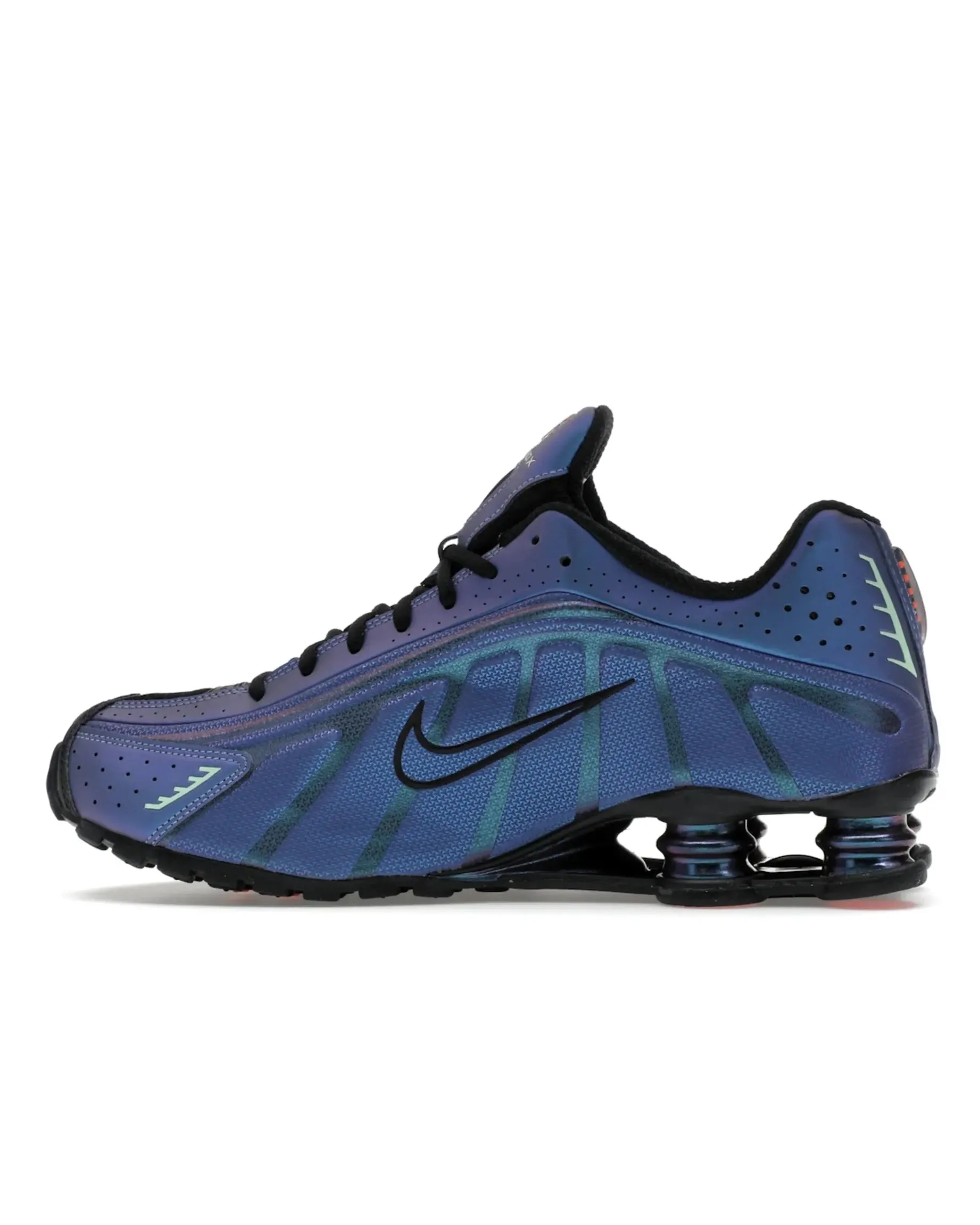 Nike Shox R4 Iridescent Moisture Management System Ability