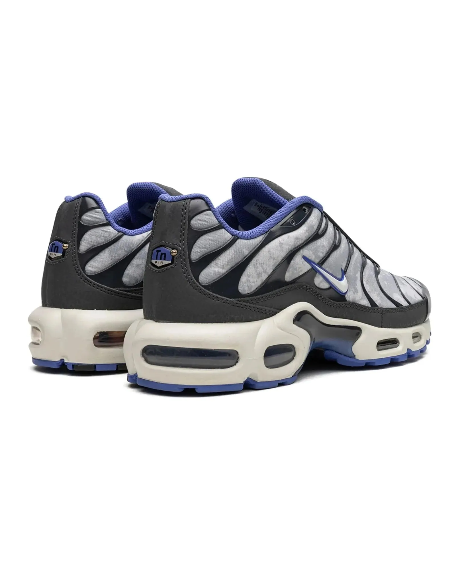 Nike TN Social F.C. Sleek Fit