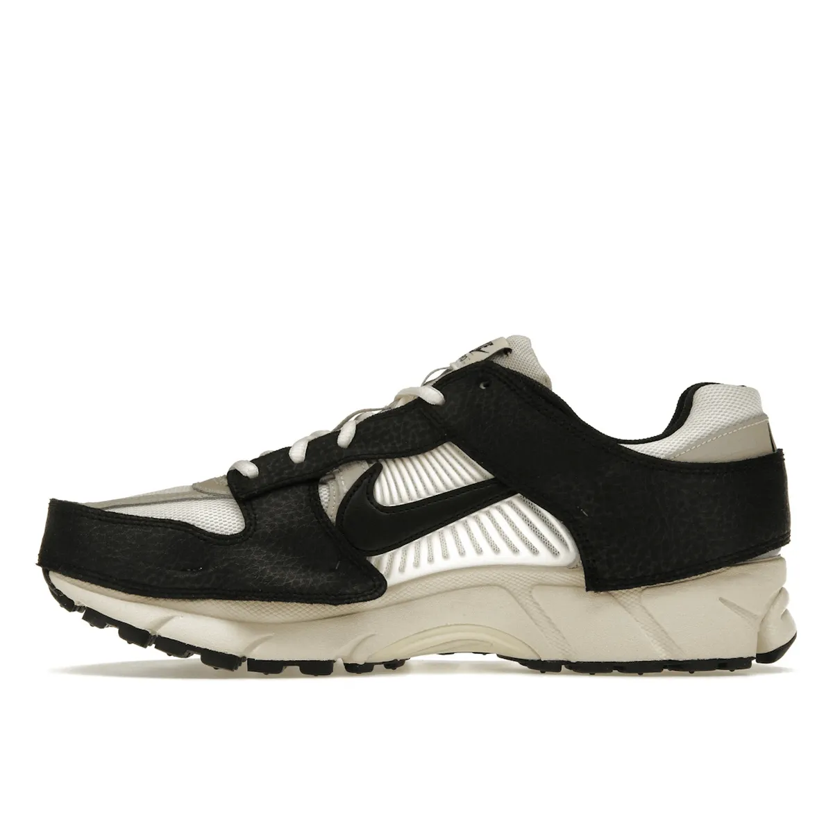 Nike Zoom Vomero 5 Timeless Panda Dunk Active Walk-Step
