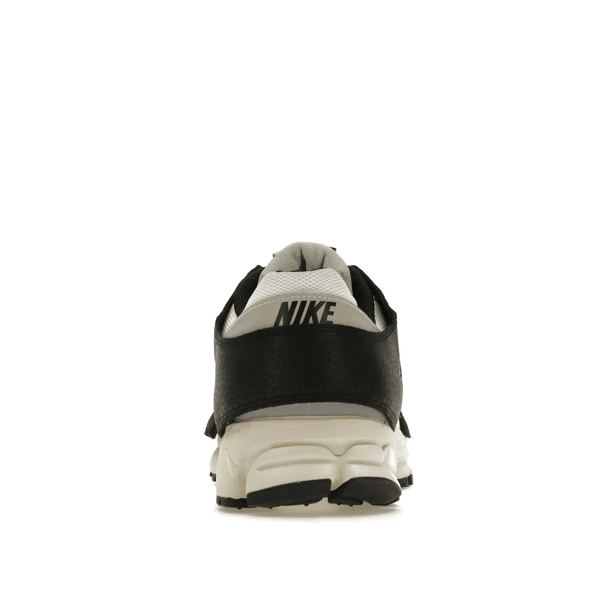 Nike Zoom Vomero 5 Timeless Panda Dunk Active Walk-Step