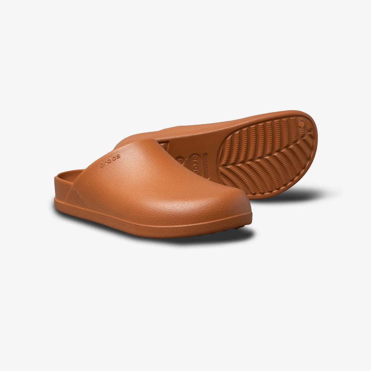 No-Slip Grip Dylan Clog
