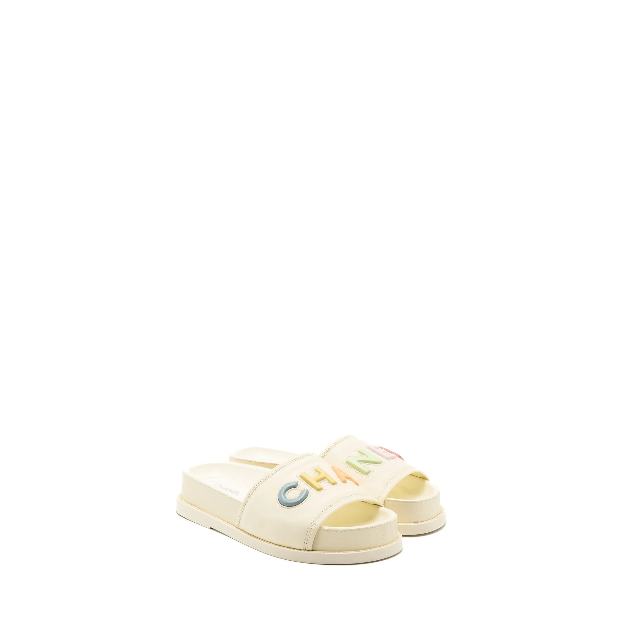 Organic Blend Chanel Size 38 Letter Sandal Leather White/Multicolour
