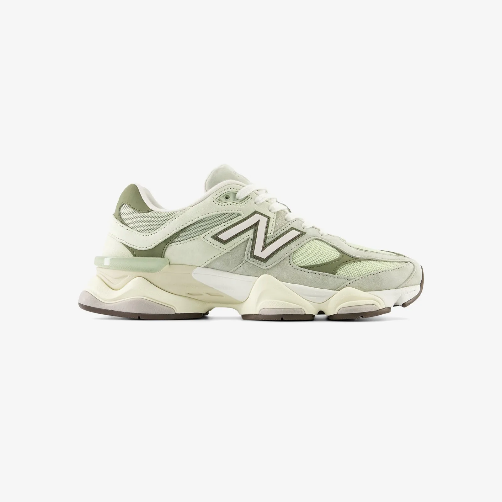 Street Fashion Lightweight Build 9060