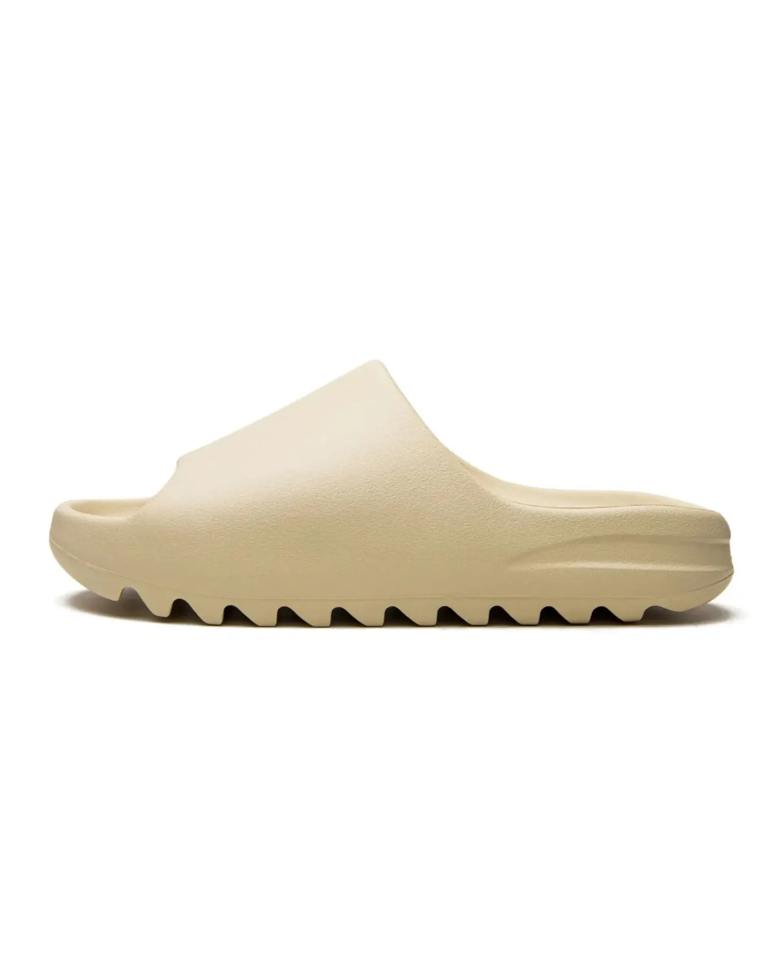 recovery running shoes Yeezy Slide Bone