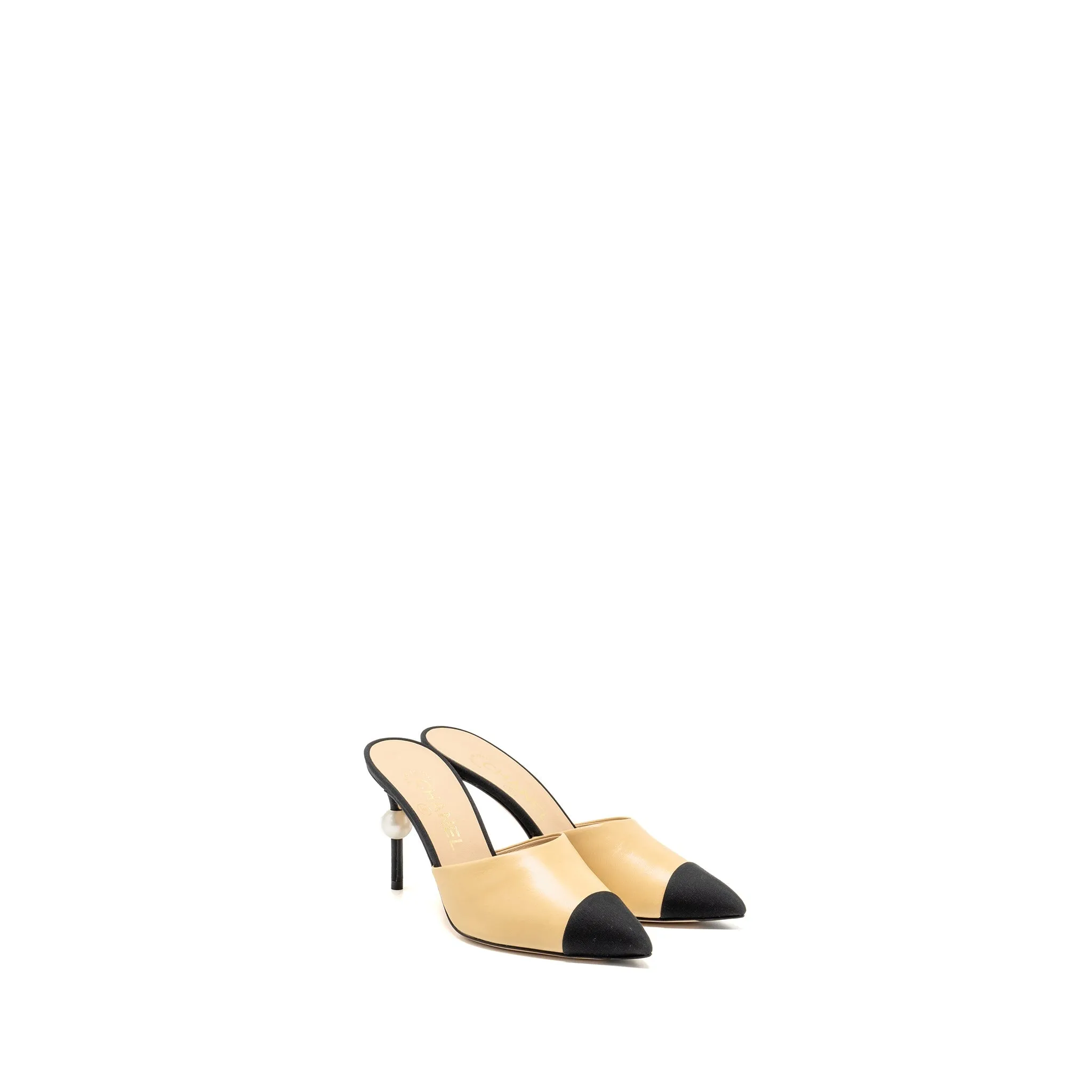 Pointed Heels Chanel Size 36.5 Pearl Heel Mule Leather Beige/Black