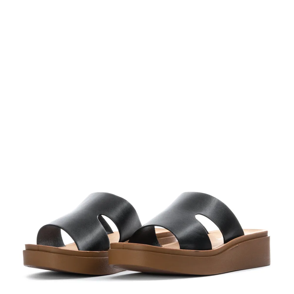Raya H Band Slide - Womens Soft midsole